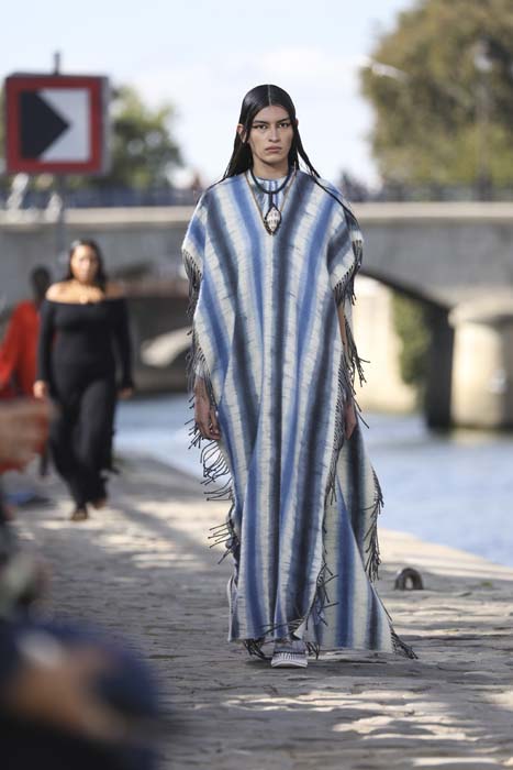 Gabriela Hearst, Chloe'deki İlk Koleksiyonunu Sundu