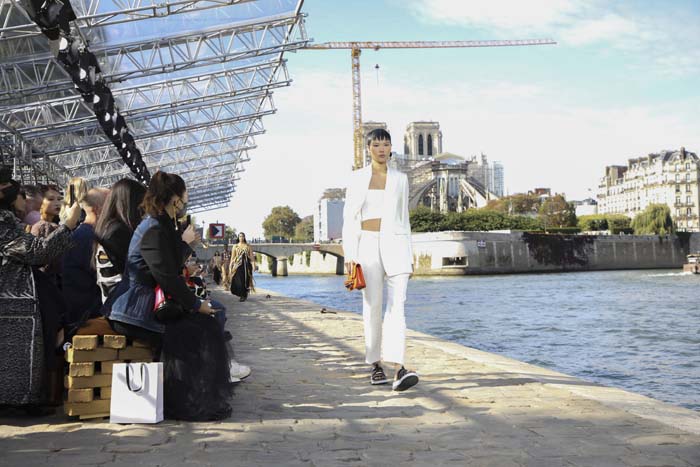 Gabriela Hearst, Chloe'deki İlk Koleksiyonunu Sundu