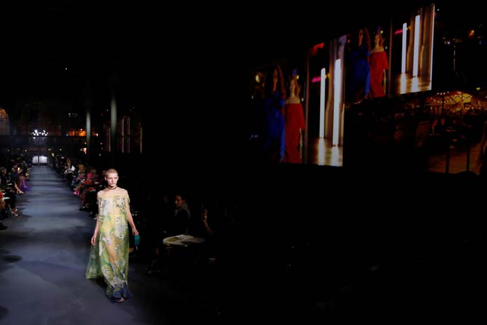 Valentino İlkbahar/Yaz 2022 ile Randevu