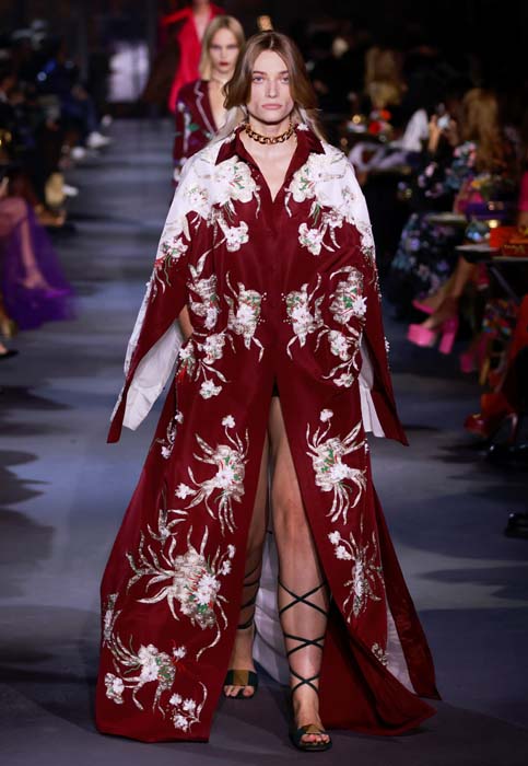 Valentino İlkbahar/Yaz 2022 ile Randevu