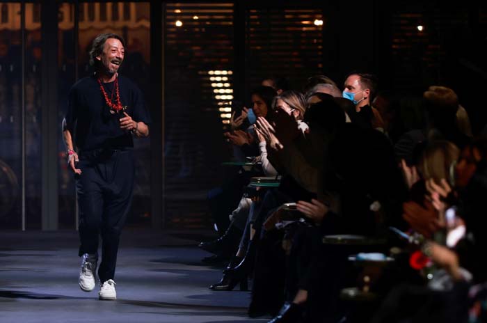 Valentino İlkbahar/Yaz 2022 ile Randevu