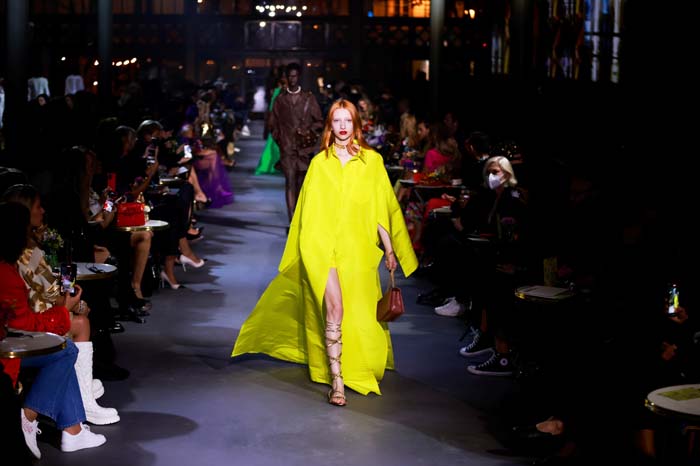 Valentino İlkbahar/Yaz 2022 ile Randevu