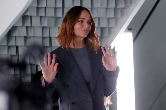 Stella McCartney İlkbahar/Yaz 2022 Koleksiyonunu Paris'te Sundu