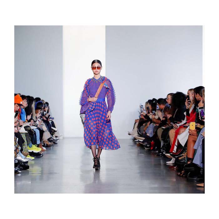 Squid Game Yıldızı HoYeon Jung'un Podyum Günlüğü