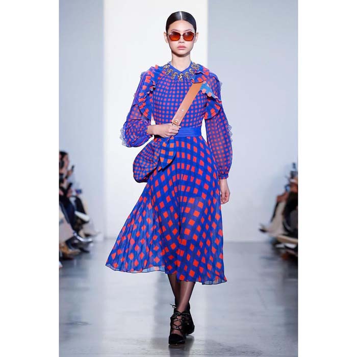 Squid Game Yıldızı HoYeon Jung'un Podyum Günlüğü