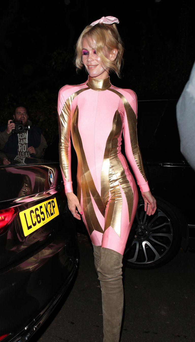 Ünlülerin En Epik Cadılar Bayramı Kostüm Fikirleri