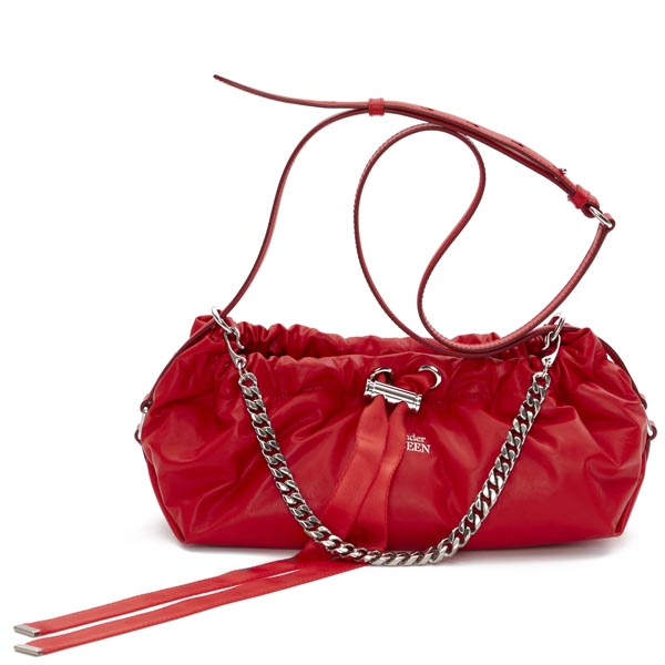 Alexander Mcqueen’in yeni çantası: Bundle Bag