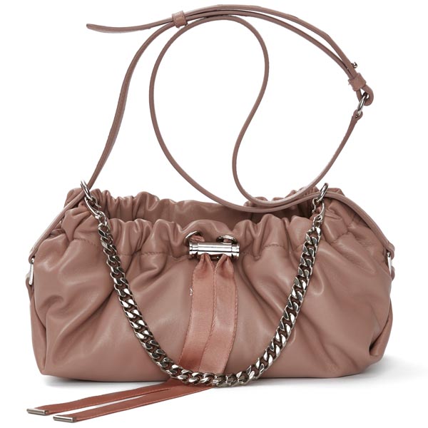 Alexander Mcqueen’in yeni çantası: Bundle Bag