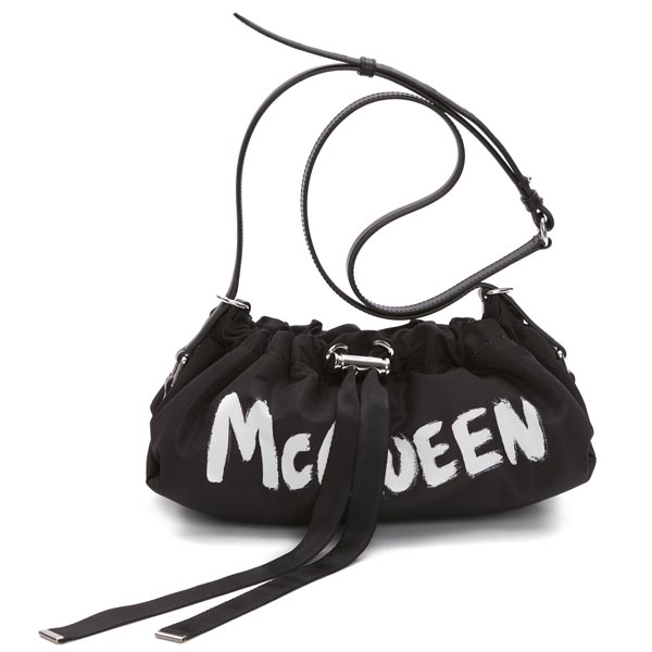 Alexander Mcqueen’in yeni çantası: Bundle Bag