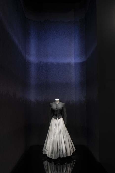 Christian Dior: Designer of Dreams Sergisi Doha'da Kapılarını Açtı