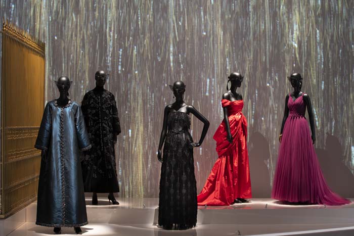 Christian Dior: Designer of Dreams Sergisi Doha'da Kapılarını Açtı