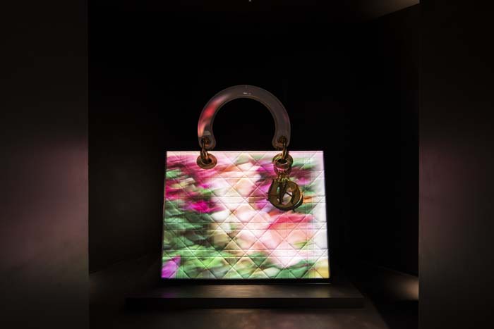 Christian Dior: Designer of Dreams Sergisi Doha'da Kapılarını Açtı