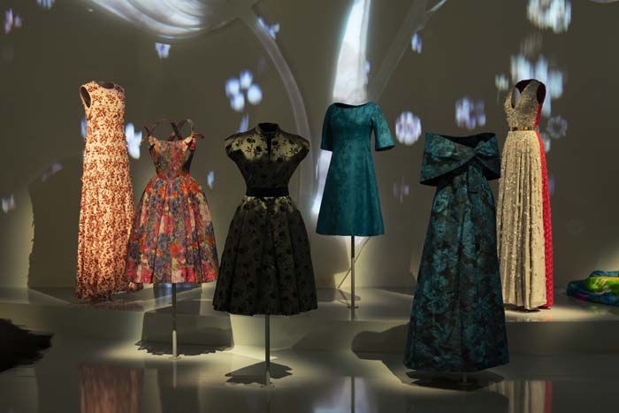 Christian Dior: Designer of Dreams Sergisi Doha'da Kapılarını Açtı