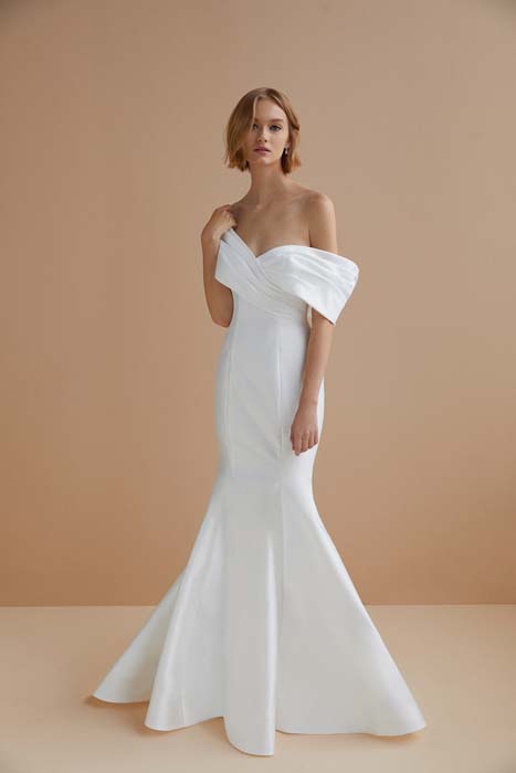 Oleg Cassini 2022 Koleksiyonu Blaze of Love'ı Sundu