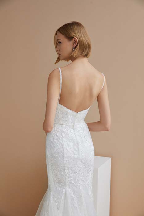 Oleg Cassini 2022 Koleksiyonu Blaze of Love'ı Sundu