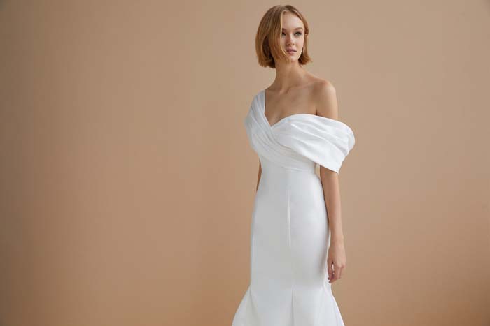 Oleg Cassini 2022 Koleksiyonu Blaze of Love'ı Sundu