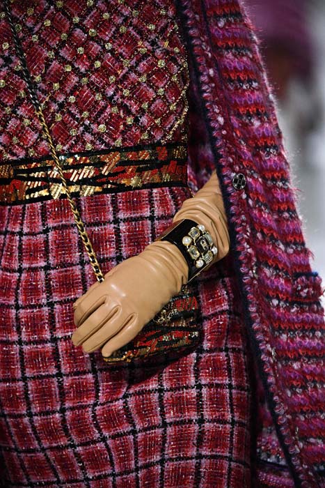 Chanel Métiers d'Art 2021/22 Koleksiyonunu Sundu