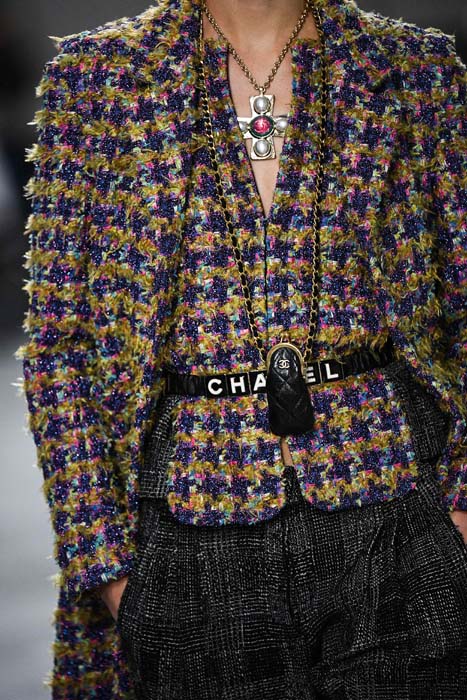 Chanel Métiers d'Art 2021/22 Koleksiyonunu Sundu
