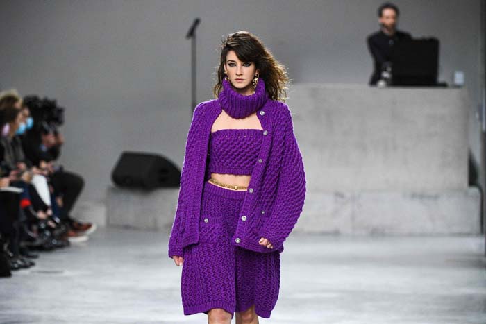 Chanel Métiers d'Art 2021/22 Koleksiyonunu Sundu