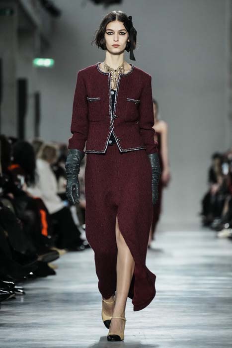 Chanel Métiers d'Art 2021/22 Koleksiyonunu Sundu