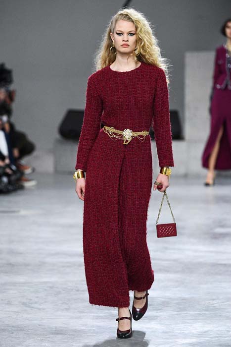 Chanel Métiers d'Art 2021/22 Koleksiyonunu Sundu