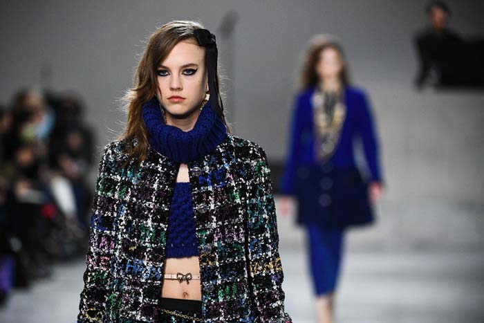 Chanel Métiers d'Art 2021/22 Koleksiyonunu Sundu