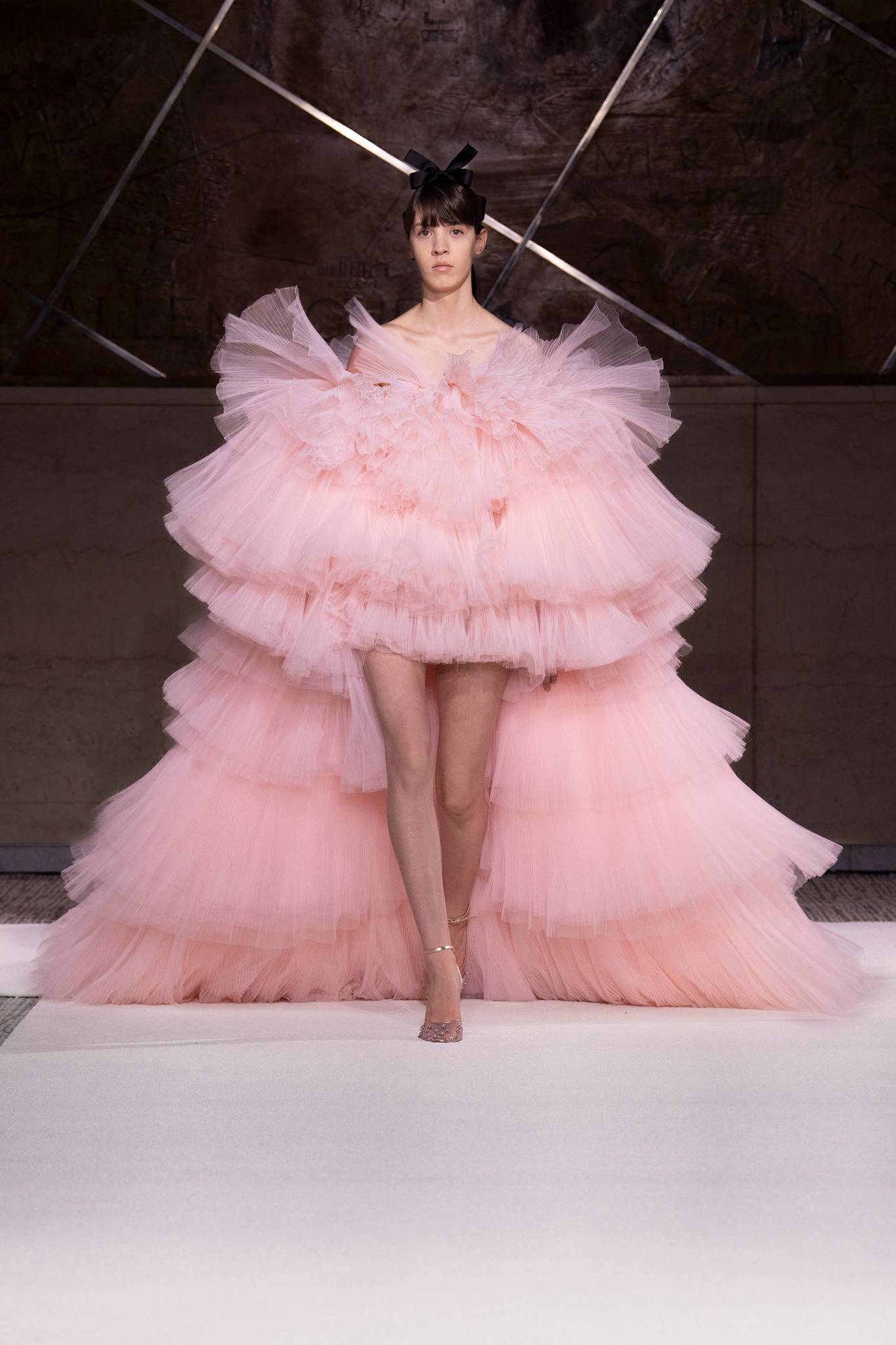 Giambattista Valli Couture İlkbahar/2022