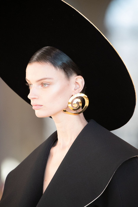 Schiaparelli: Bir Disiplin Çağı