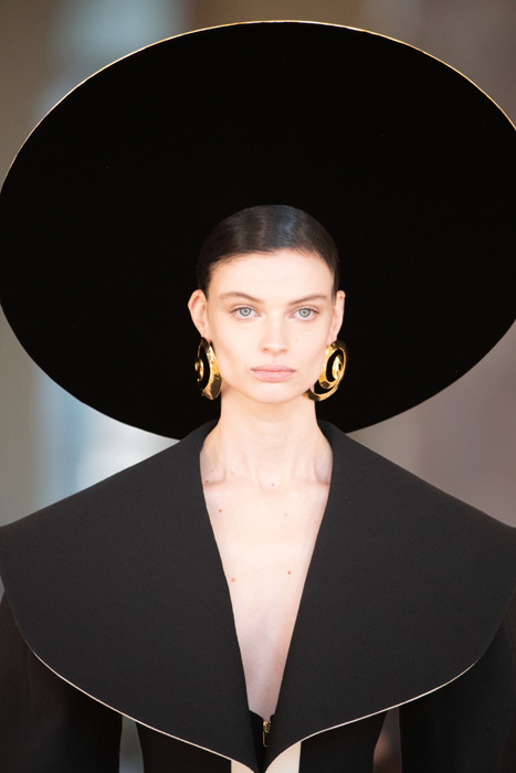 Schiaparelli: Bir Disiplin Çağı