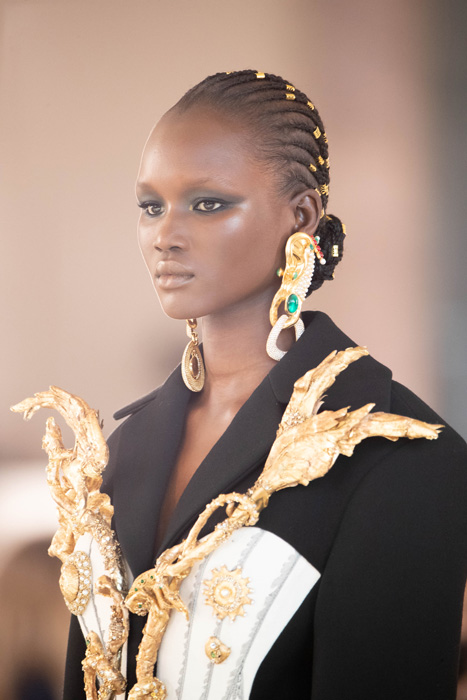 Schiaparelli: Bir Disiplin Çağı