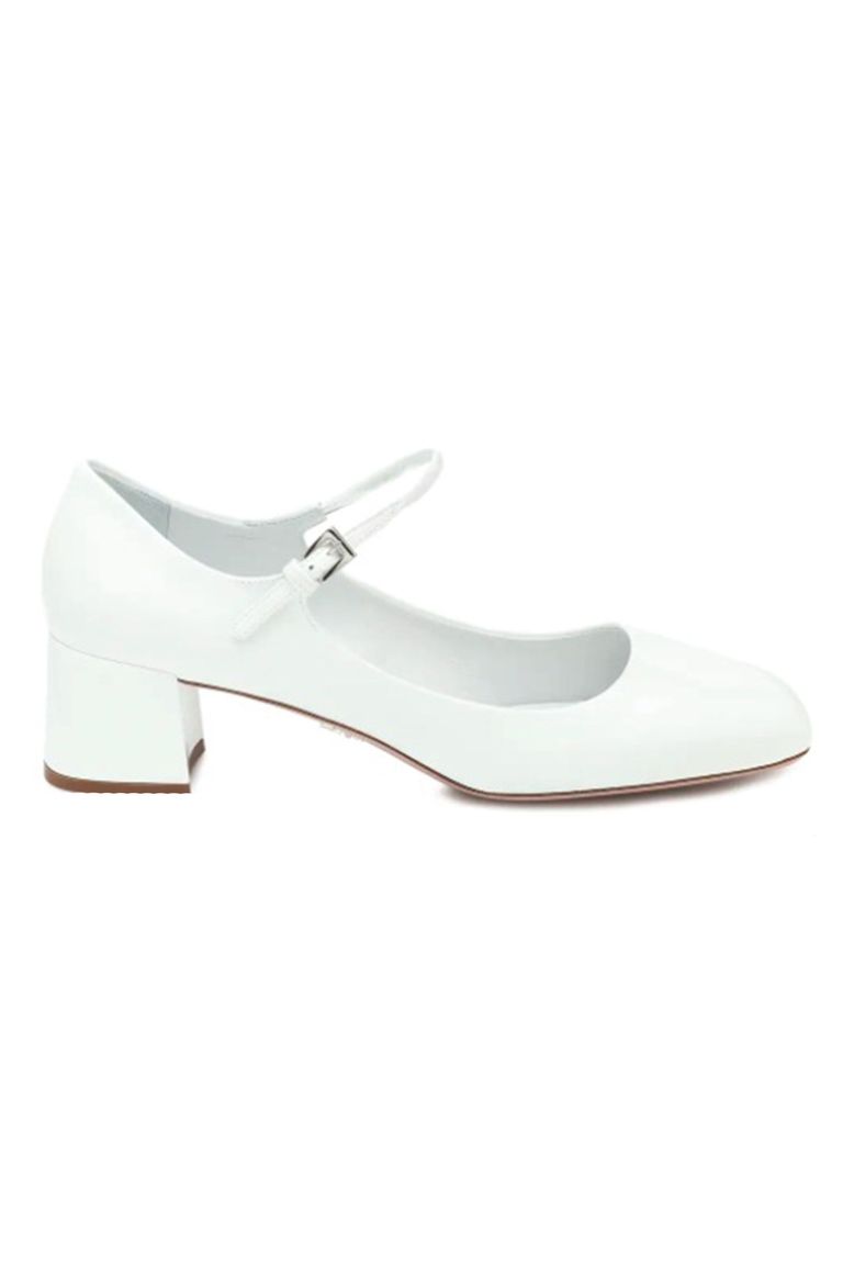 Topuklu Ayakkabı Giymek İstemeyen Gelinler İçin Şık Alternatifler