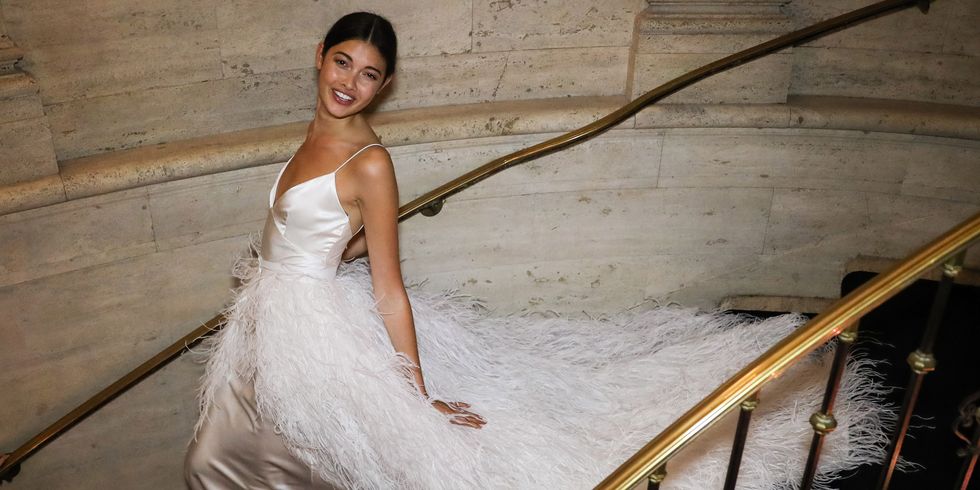 Topuklu Ayakkabı Giymek İstemeyen Gelinler İçin Şık Alternatifler