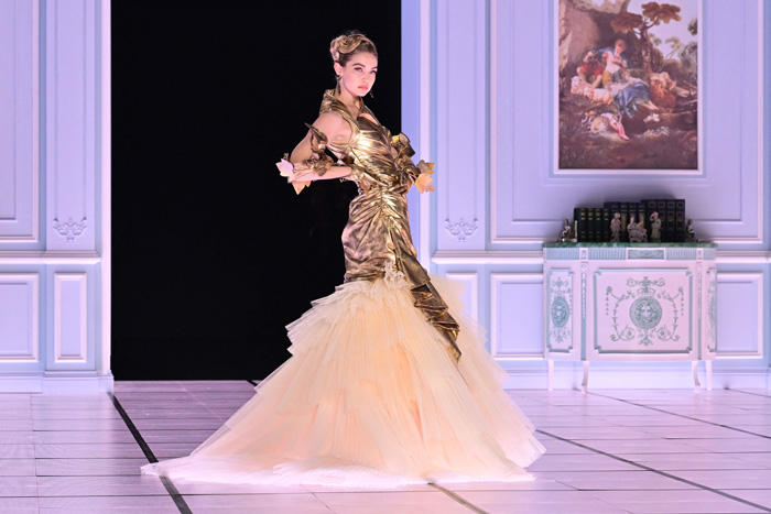 Moschino Sonbahar/Kış 2022