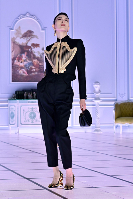 Moschino Sonbahar/Kış 2022