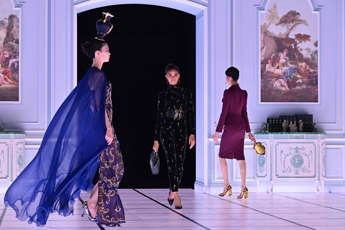 Moschino Sonbahar/Kış 2022