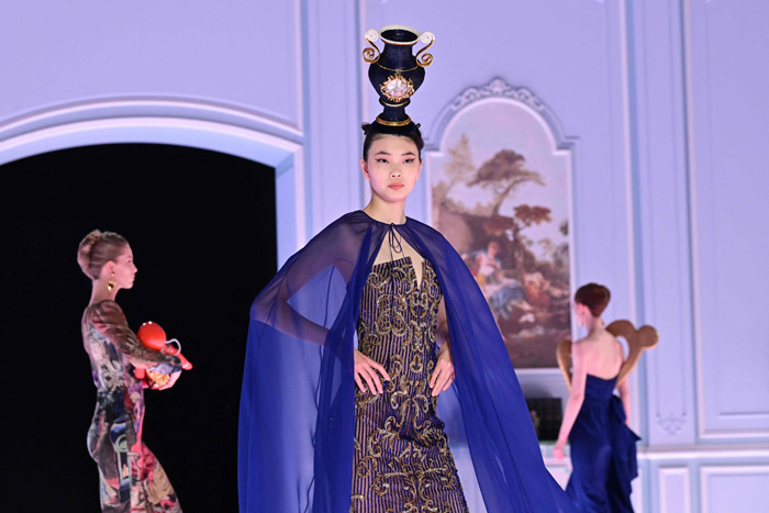 Moschino Sonbahar/Kış 2022