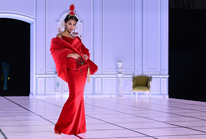 Moschino Sonbahar/Kış 2022