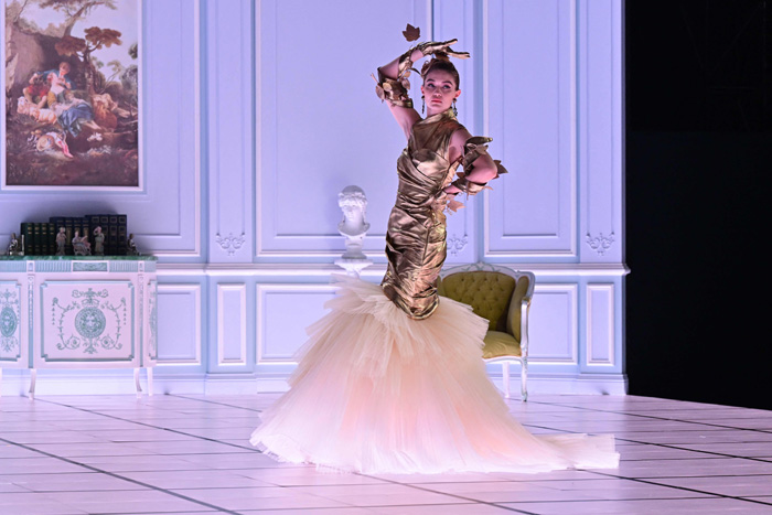 Moschino Sonbahar/Kış 2022