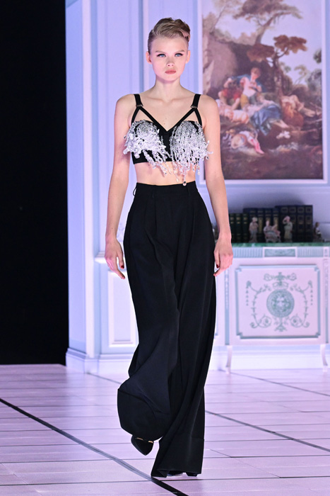 Moschino Sonbahar/Kış 2022