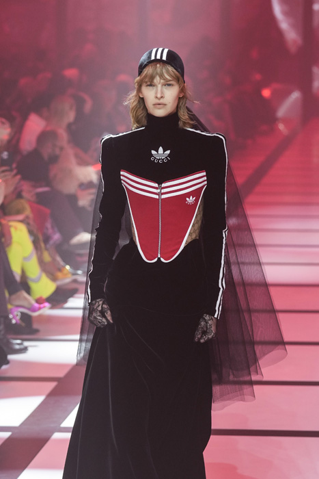 Gucci x Adidas Milano Moda Haftası'nda Ortaya Çıktı