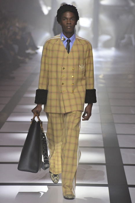 Gucci x Adidas Milano Moda Haftası'nda Ortaya Çıktı