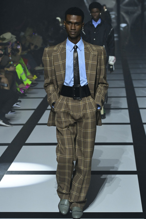 Gucci x Adidas Milano Moda Haftası'nda Ortaya Çıktı