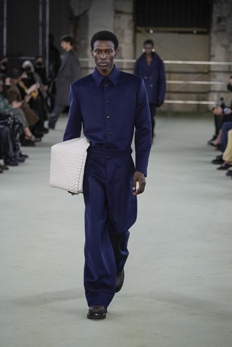 Matthieu Blazy'nin İlk Bottega Veneta Koleksiyonu