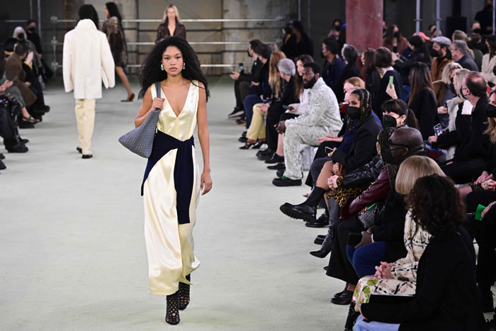 Matthieu Blazy'nin İlk Bottega Veneta Koleksiyonu