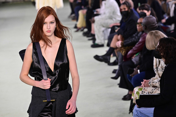 Matthieu Blazy'nin İlk Bottega Veneta Koleksiyonu