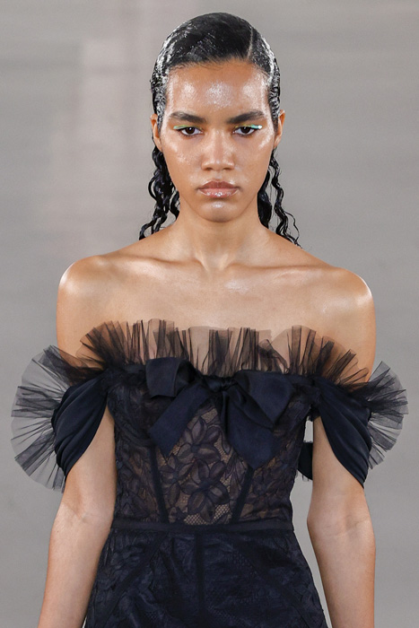 Giambattista Valli Sonbahar/Kış 2022