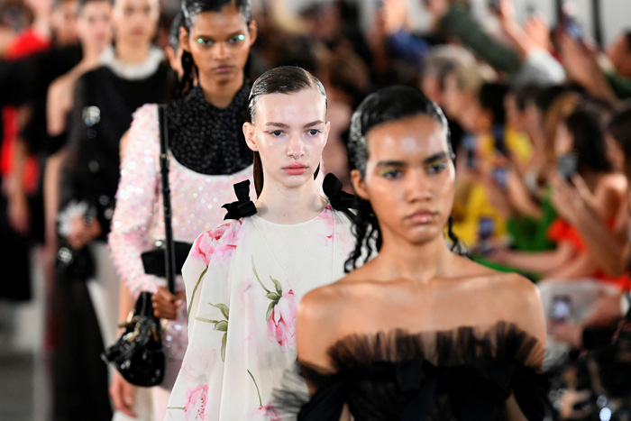 Giambattista Valli Sonbahar/Kış 2022