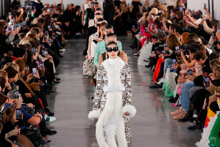 Giambattista Valli Sonbahar/Kış 2022