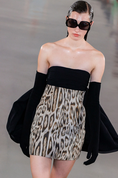 Giambattista Valli Sonbahar/Kış 2022