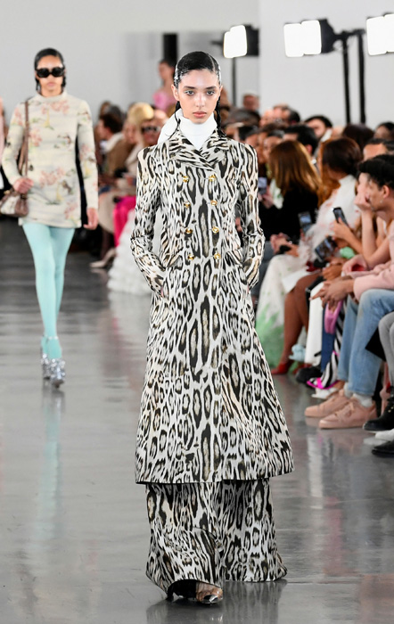 Giambattista Valli Sonbahar/Kış 2022